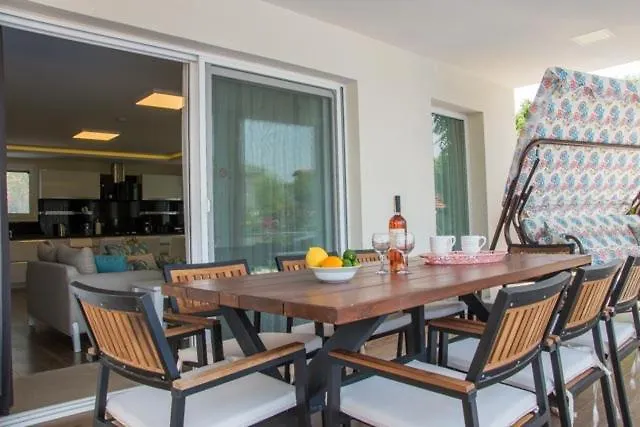 Crescent Twins- Blue Villa Dalyan