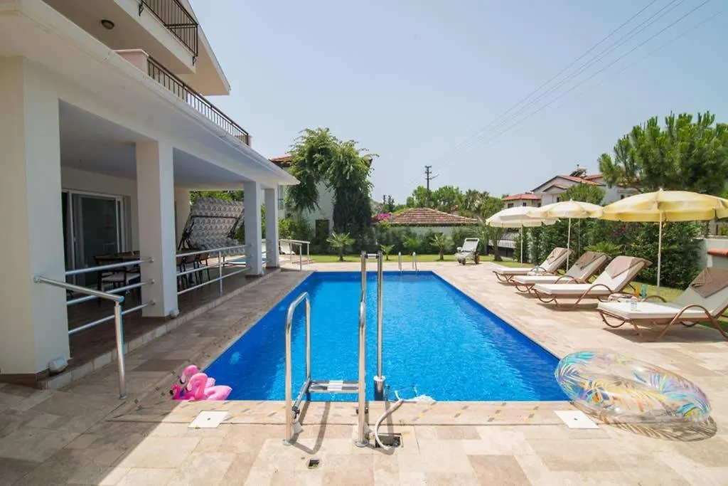 Crescent Twins- Blue Villa Dalyan Turquía